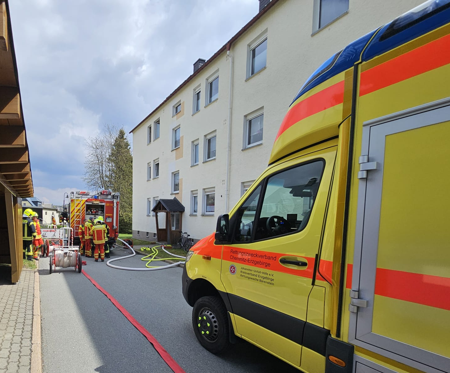 Einsatzfoto Brandgeruch im Treppenhaus eines ...
